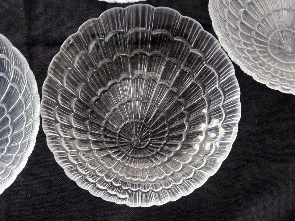 Eskilerden kalma Soyut desenli çağdaş cam tabak seti - Görsel 2