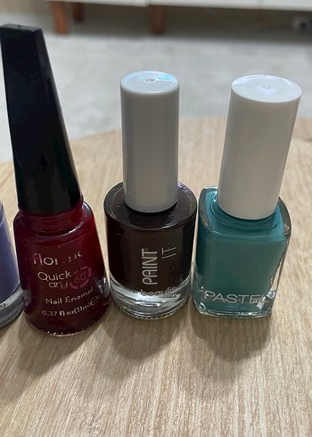 Çok Renkli Koyu Oje Seti - Görsel 3