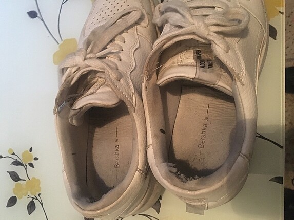 36 Beden beyaz Renk Bershka beyaz spor ayakkabı