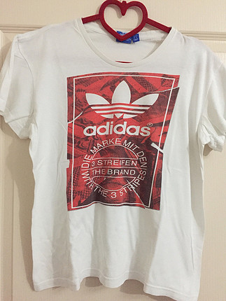 Adidas tişört