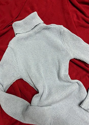 Bebek mavisi Boğazlı Triko Kazak - Görsel 2