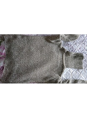 Zara zara değildir. butik ürünü. çok kalın ve çok şık kazak farklı re