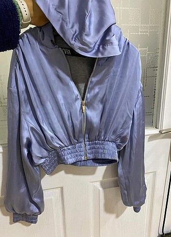 Zara kapusonlu ici penyeli disi saten tarzda fermuarli sweat