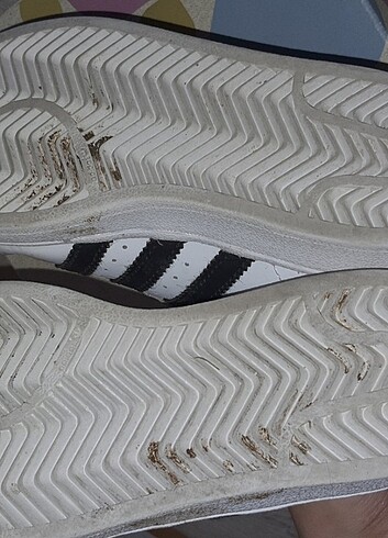 29 Beden beyaz Renk Adidas orijinal cocuk ayakkabi