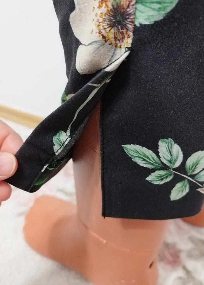 Cicekli desen hm pantolon klasik - Görsel 5