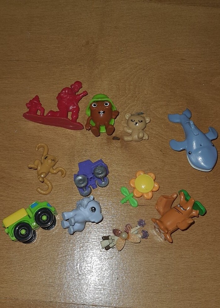 Richie rich kalem.kutusu cantasi. Ve bazi minik oyuncaklar - Görsel 2