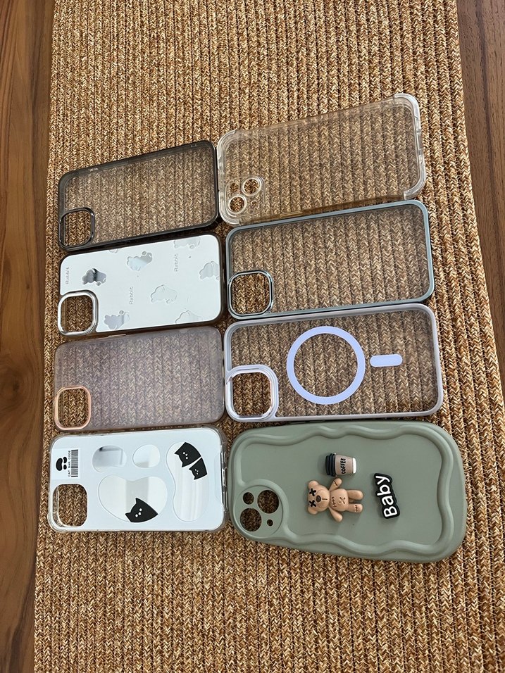 Bej ve Gri Telefon Kılıfları Seti - Görsel 2