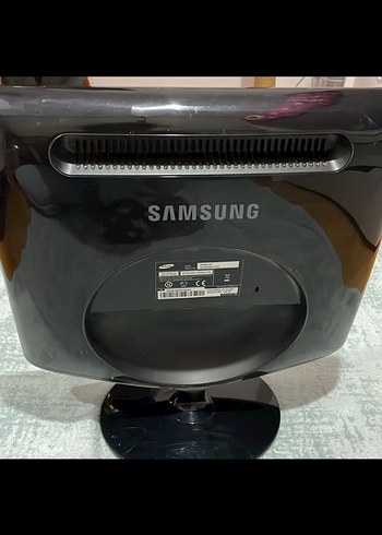 Siyah Samsung SyncMaster 732B Monitör - Görsel 4