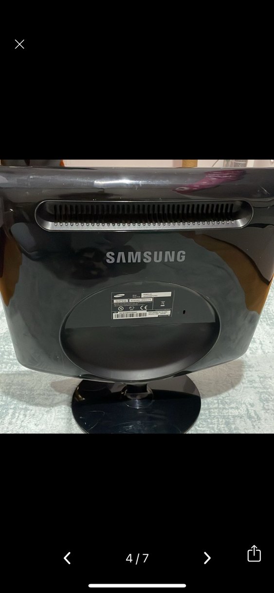 Siyah Samsung SyncMaster 732B Monitör - Görsel 4