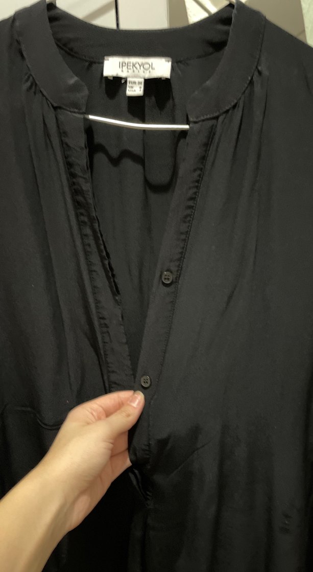 İpekyo Siyah V Yaka Kadın Gömlek - Görsel 3
