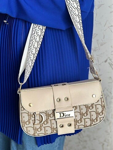 Diğer Dior kol çantası