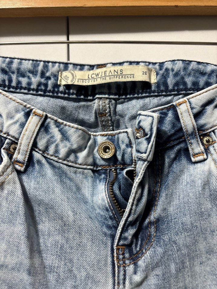 Gevşek Kesim Yırtıklı Mavi Denim Kadın Pantolon - Görsel 3