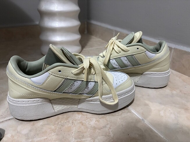 Adidas Adidas