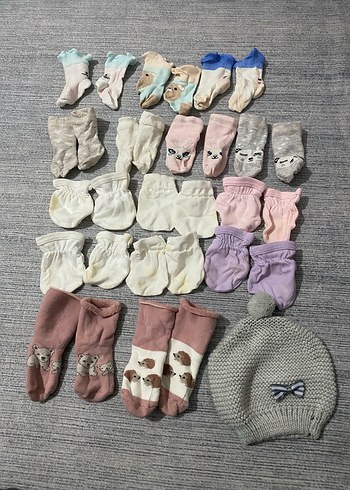 Bebek Çorap ve Bere , Eldiven - Görsel 2