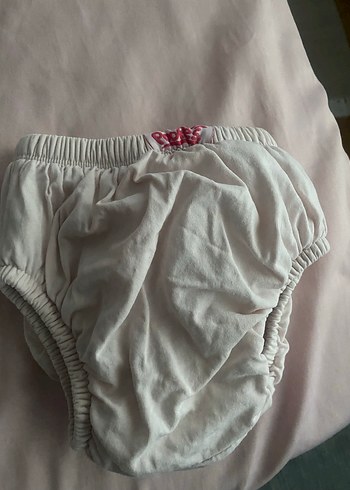 Beyaz Bebek İç Çamaşırı Seti 2-3 yaş işime kilodu - Görsel 2