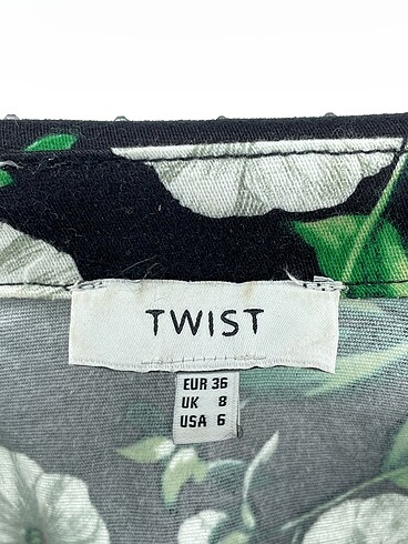36 Beden siyah Renk Twist Kot Ceket %70 İndirimli.