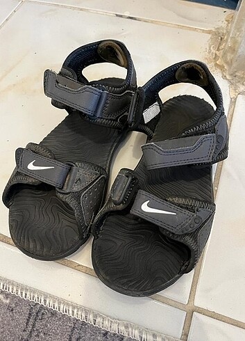 Nike çocuk sandalet