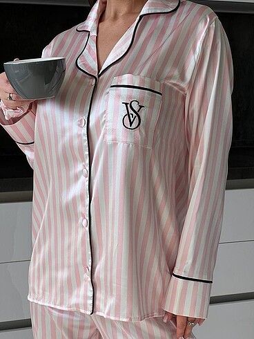 Pijama takımı