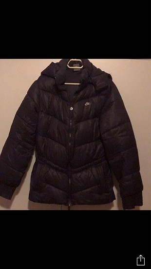 Nike mont