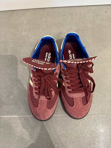 Adidas Spor Ayakkabı
