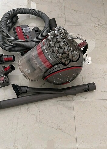 İhtiyaç fazlası Dayson elektrik süpürgesi 