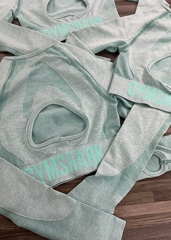 Gymshark marka crop sporcu üstü - Görsel 8