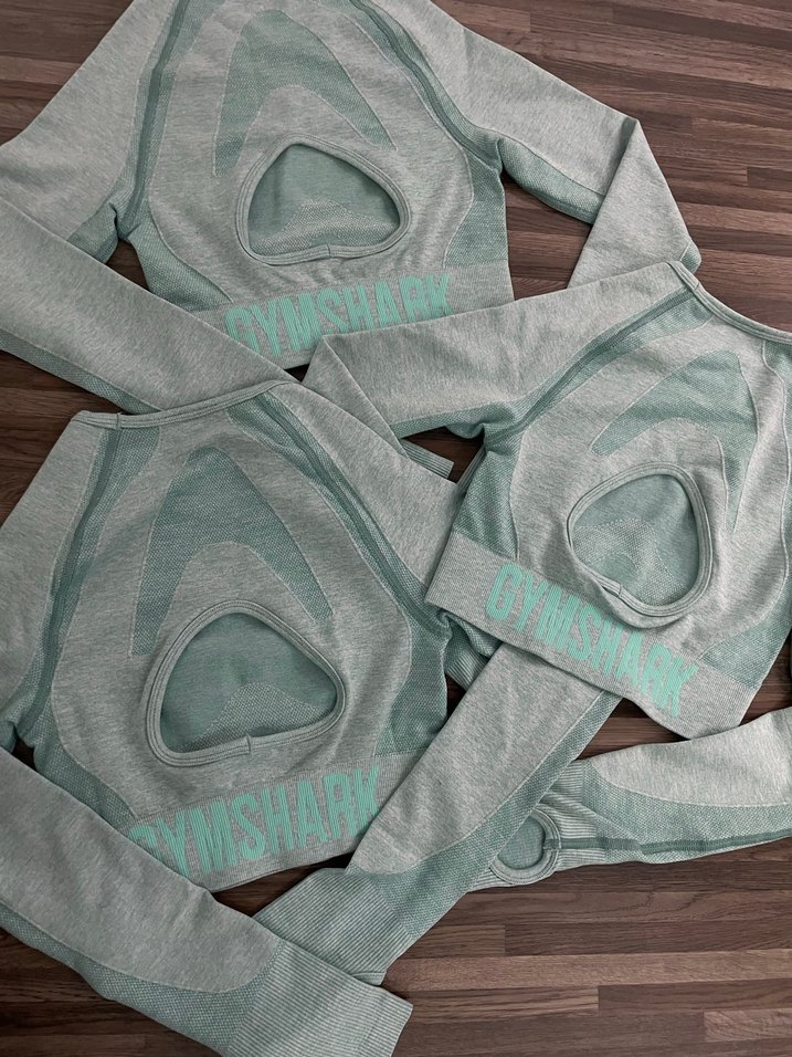 Gymshark marka crop sporcu üstü - Görsel 4