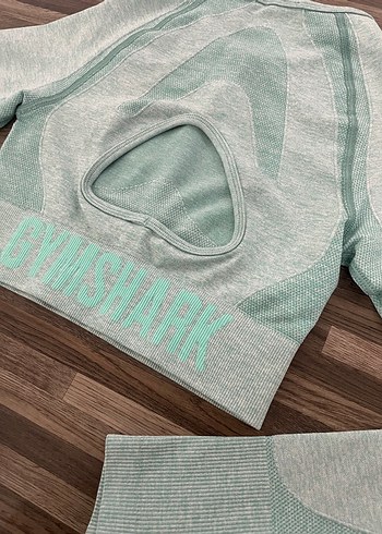 Gymshark marka crop sporcu üstü - Görsel 4
