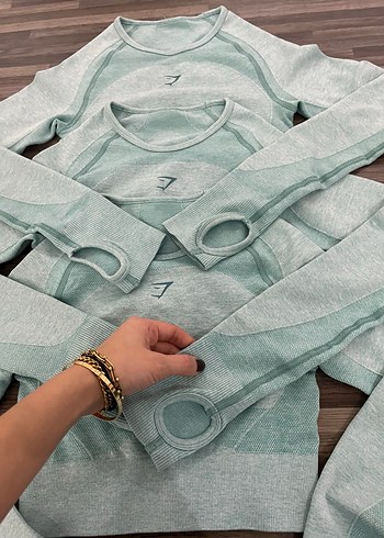 Gymshark marka crop sporcu üstü - Görsel 6