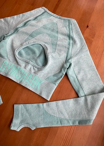 Gymshark marka crop sporcu üstü - Görsel 7