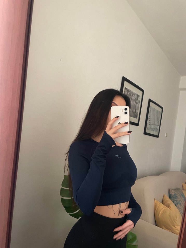 Gymshark marka crop sporcu üstü - Görsel 2