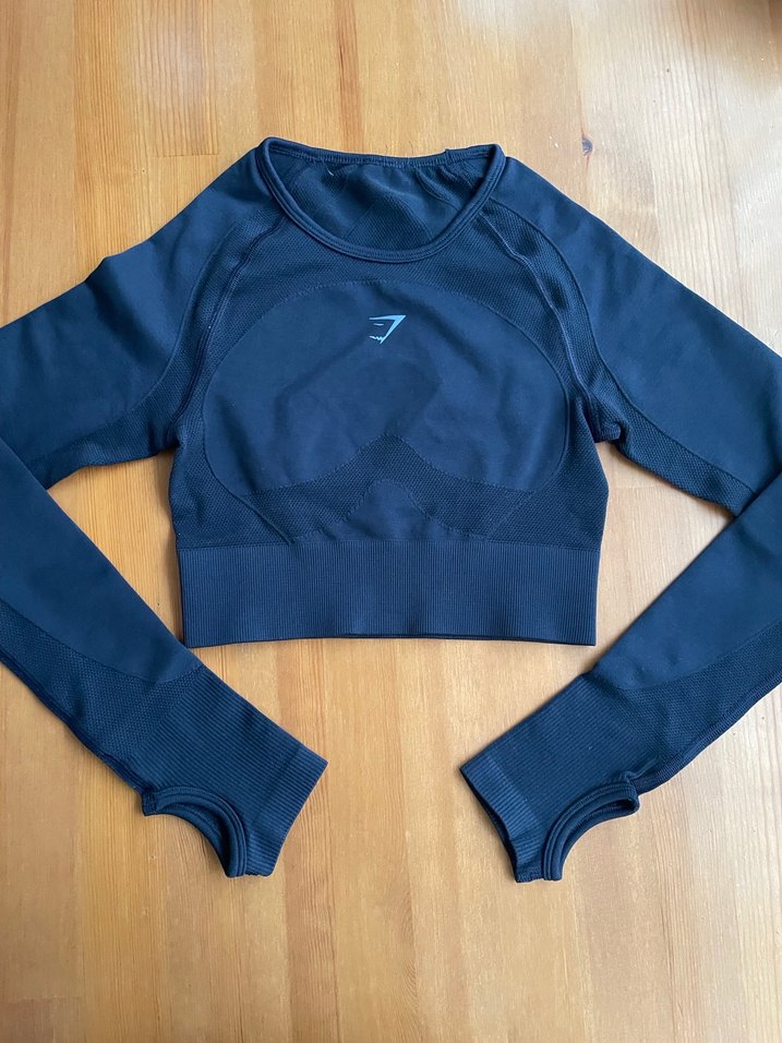 Gymshark marka crop sporcu üstü - Görsel 5