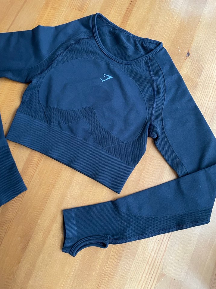 Gymshark marka crop sporcu üstü - Görsel 2