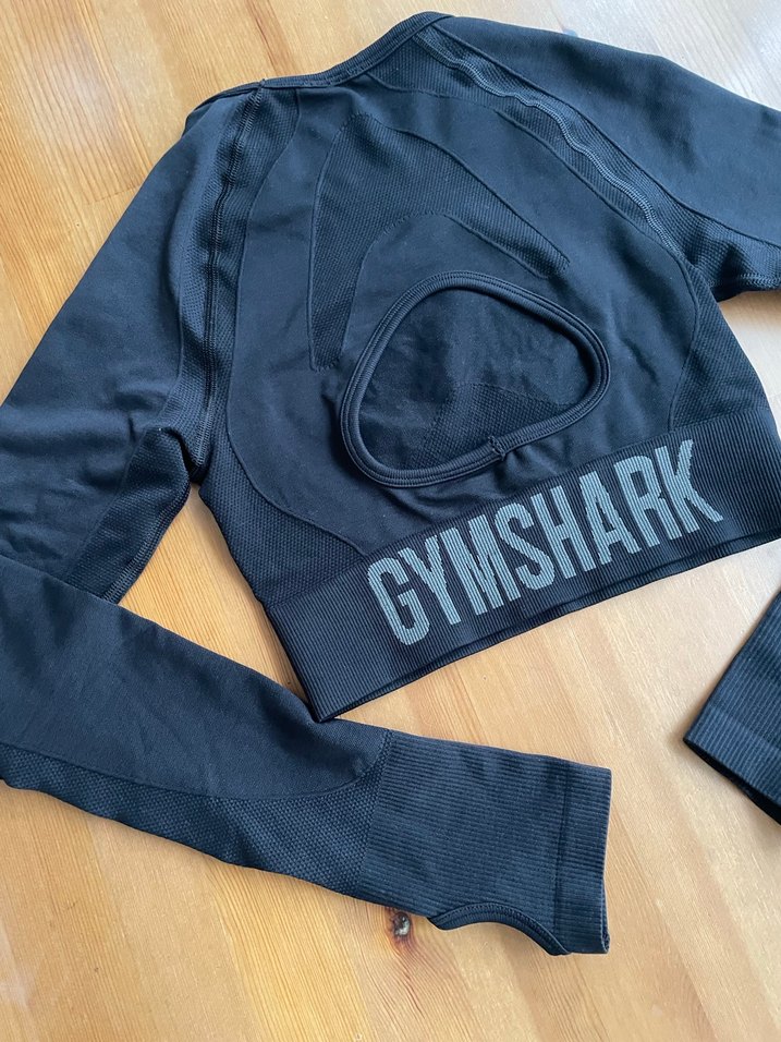 Gymshark marka crop sporcu üstü - Görsel 5