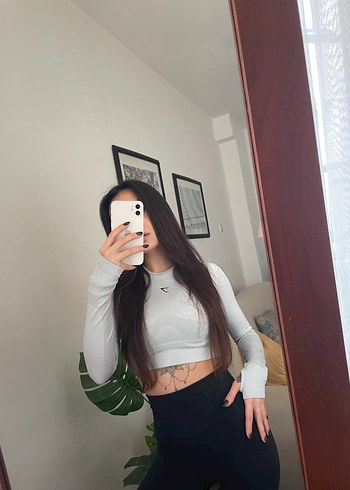 Gymshark marka crop sporcu üstü - Görsel 3