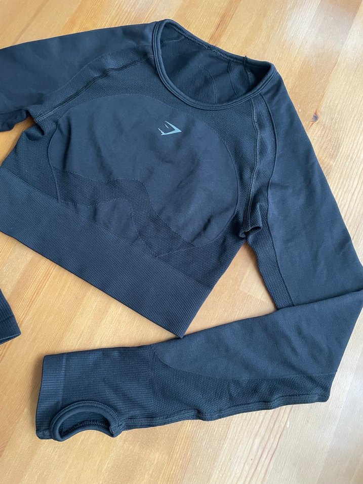 Gymshark marka crop sporcu üstü - Görsel 2