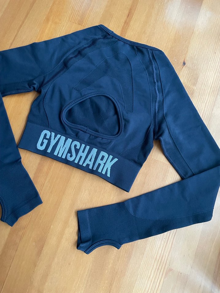 Gymshark marka crop sporcu üstü - Görsel 3