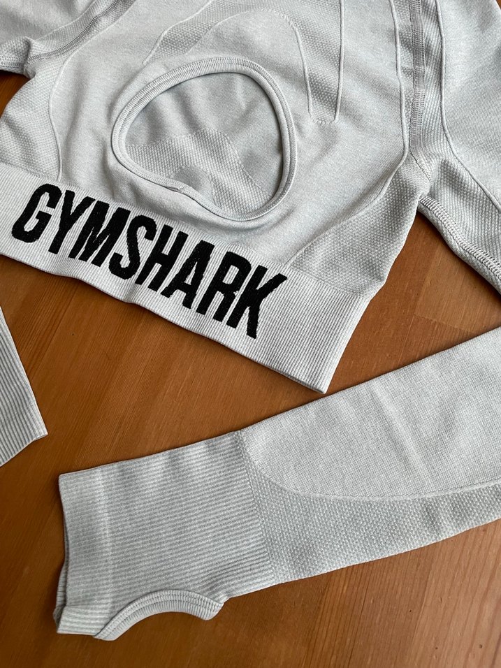 Gymshark marka crop sporcu üstü - Görsel 2