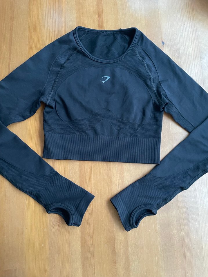 Gymshark marka crop sporcu üstü - Görsel 5