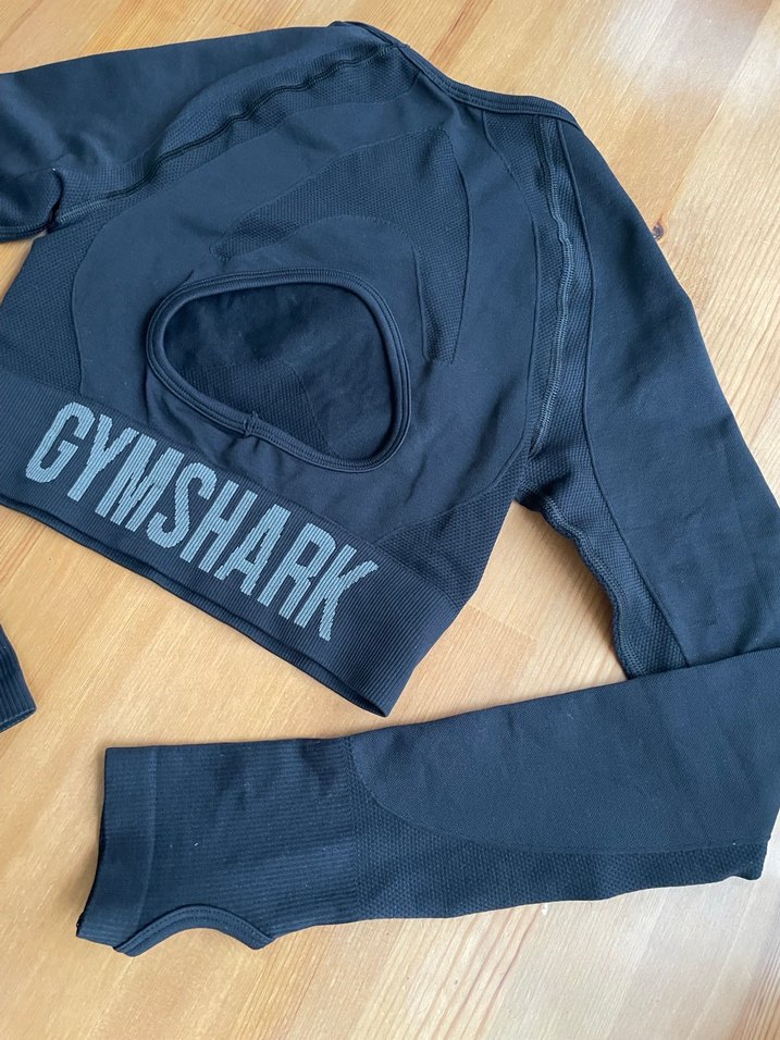 Gymshark marka crop sporcu üstü - Görsel 3