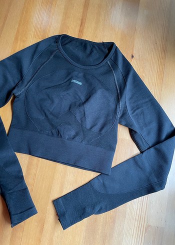 Gymshark marka crop sporcu üstü - Görsel 3