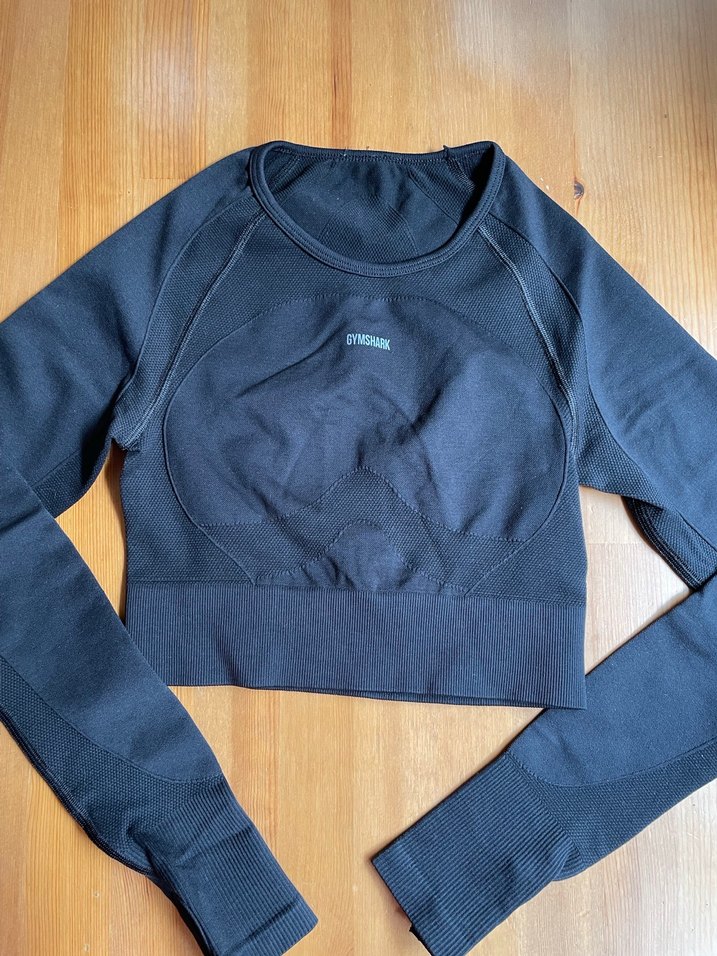 Gymshark marka crop sporcu üstü - Görsel 4