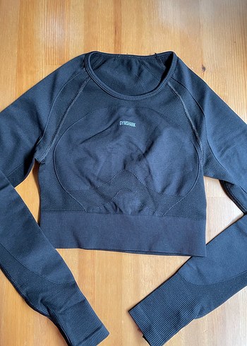 Gymshark marka crop sporcu üstü - Görsel 4