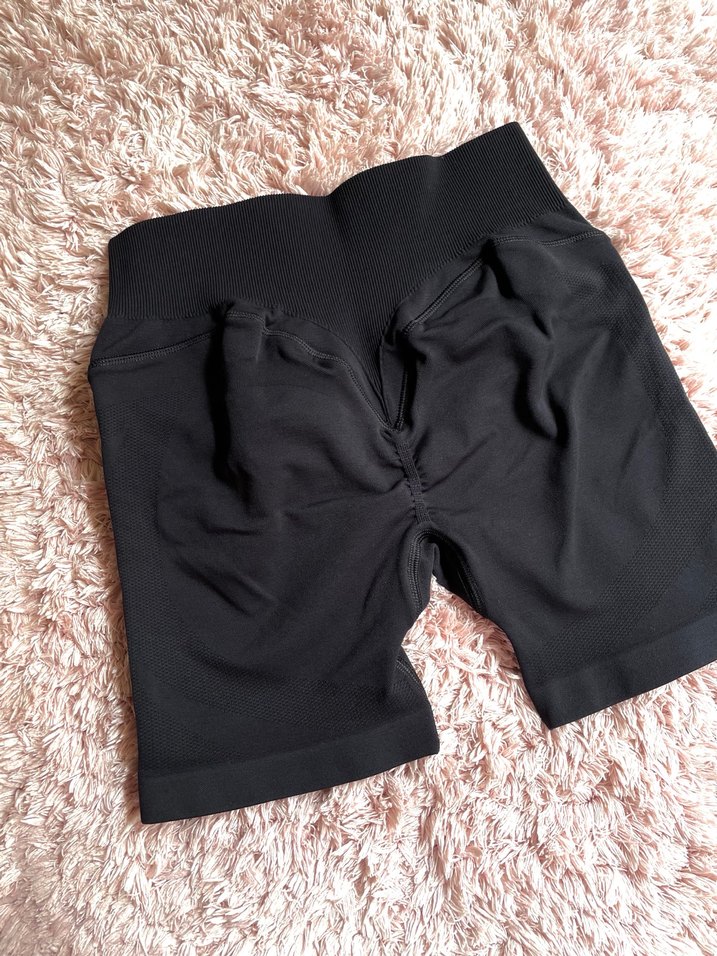 Gymshark marka arkası büzgülü biker tayt - Görsel 5