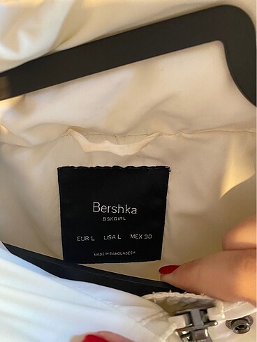 s Beden BERSHKA MONT