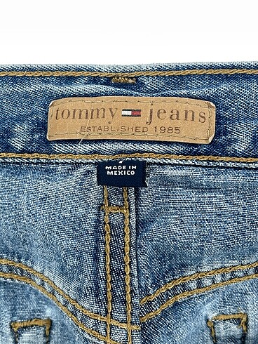 41 Beden mavi Renk Tommy Hilfiger Jean / Kot Şort %70 İndirimli.