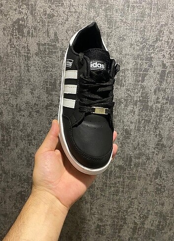 Erkek spor ayakkabı Adidas neo