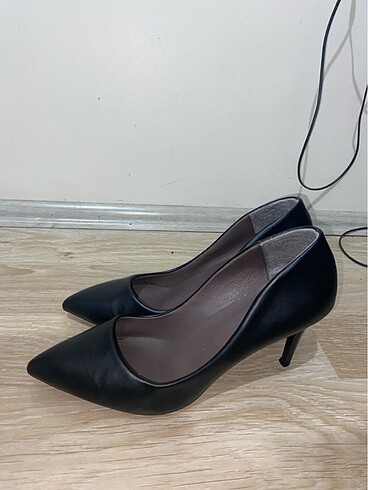 Zara Siyah Stiletto