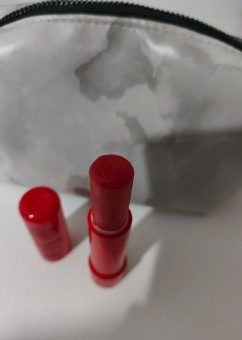 Canlı Kırmızı Ruj - Strawberry Kiss - Görsel 3