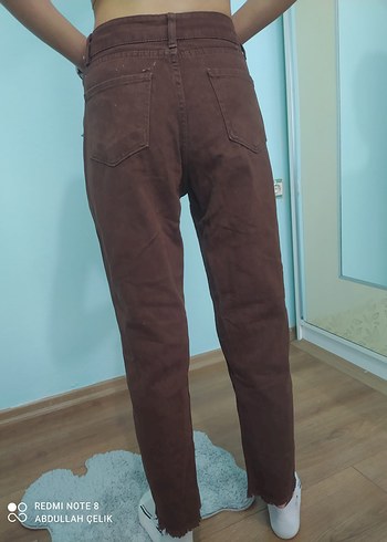 Yırtık Detaylı Kahverengi Bol Kesim Kot Pantolon - Görsel 2